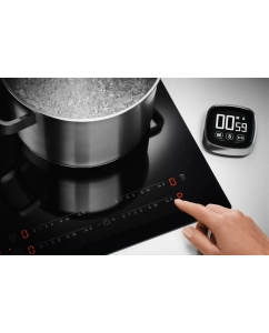 Купить Встраиваемая варочная панель индукционная Electrolux EIV644 черный  в E-mobi