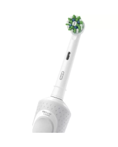 Купить Электрическая зубная щетка Braun Oral-B Vitality Pro D103.413.3 белая  в E-mobi