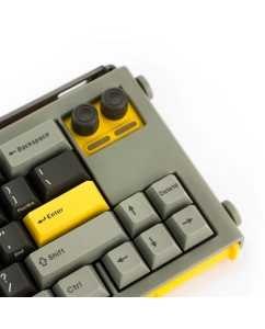 Купить Беспроводная игровая клавиатура Shurikey Gear Hanzo SKB65 Theme 001 серый  в E-mobi