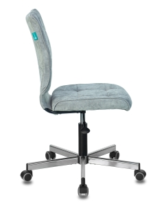 Купить Кресло компьютерное детское Бюрократ CH-330M/LT-28 серо-голубой  в E-mobi
