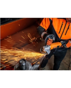 Купить Электрическая угловая шлифовальная машинка Villager VLN 467 055022  в E-mobi