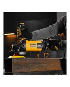 Купить Угловая шлифовальная машина DENZEL AG230-2400 26915  в E-mobi