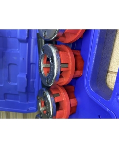 Купить Трубный клупп Rockforce трубный RF-323116(15396) для нарезки резьбы со сменными плашками  в E-mobi