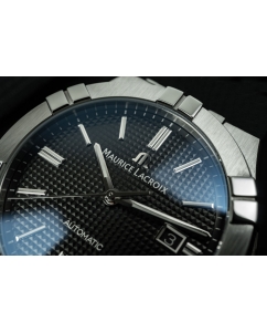 Купить Швейцарские механические наручные часы Maurice Lacroix AI6007-SS001-330-1  в E-mobi