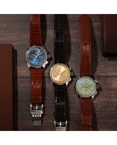 Купить Швейцарские механические наручные часы Breitling AB0930D31L1P1 с хронографом  в E-mobi