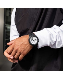 Купить Японские наручные часы Casio G-SHOCK GA-2100WD-1A с хронографом  в E-mobi