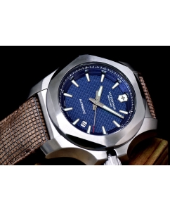 Купить Швейцарские механические наручные часы Victorinox 241834  в E-mobi