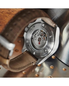 Купить Швейцарские механические наручные часы Victorinox 241834  в E-mobi