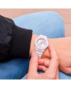 Купить Японские наручные часы Casio Collection LRW-200H-4E3VEF  в E-mobi