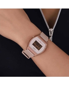 Купить Японские наручные часы Casio Collection LW-204-4AEF с хронографом  в E-mobi