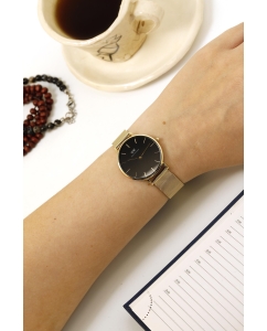 Купить Наручные часы Daniel Wellington Petite 32 Evergold G Black  в E-mobi