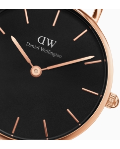 Купить Наручные часы Daniel Wellington Petite 28 Cornwall RG Black  в E-mobi