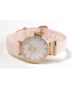 Купить Наручные часы Daniel Wellington Petite 28 Coral RG MOP  в E-mobi