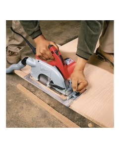 Купить Циркулярная пила Milwaukee SCS 65 Q/K 638051  в E-mobi