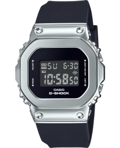 Купить Японские наручные часы Casio G-SHOCK GM-S5600U-1 с хронографом в E-mobi