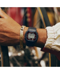 Купить Японские наручные часы Casio G-SHOCK DW-5600RL-1 с хронографом  в E-mobi