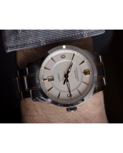 Купить Швейцарские механические наручные часы Victorinox 241874  в E-mobi