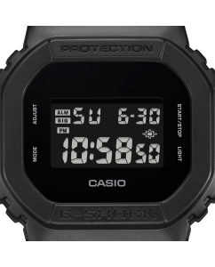 Купить Японские наручные часы Casio G-SHOCK DW-5600UBB-1 с хронографом  в E-mobi