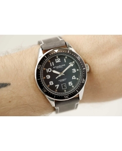 Купить Наручные часы Stuhrling 3989.6  в E-mobi