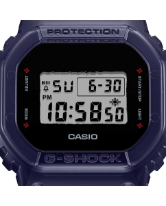 Купить Японские наручные часы Casio G-SHOCK DW-5600NNJ-2 с хронографом  в E-mobi