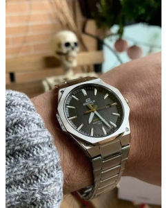 Купить Японские наручные часы Casio Edifice EFR-S108D-1AVUEF  в E-mobi