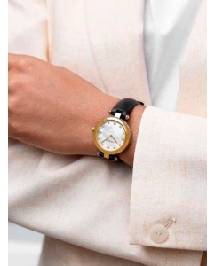 Купить Швейцарские наручные часы Gucci YA141404  в E-mobi