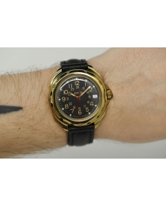 Купить Российские механические наручные часы Восток Командирские 219782  в E-mobi