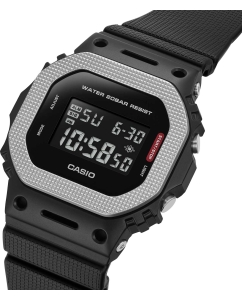Купить Японские наручные часы Casio G-SHOCK GM-5600BM-1 с хронографом  в E-mobi