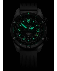 Купить Швейцарские механические наручные часы Victorinox 242005  в E-mobi