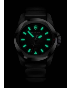 Купить Швейцарские наручные часы Victorinox 242028  в E-mobi