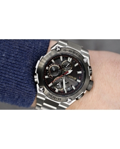 Купить Японские титановые наручные часы Casio G-SHOCK MRG-B1000D-1ADR  в E-mobi