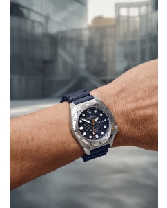 Купить Швейцарские механические наручные часы Victorinox 241995  в E-mobi