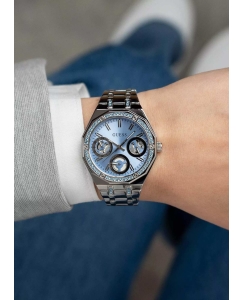 Купить Наручные часы Guess GW1009L1  в E-mobi