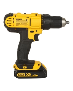 Купить Аккумуляторная дрель-шуруповерт Dewalt 18 В, 1500 об/мин, с 2 АКБ 1.5 Ач и ЗУ, в кейсе, DCD771S2 DCD771S2-QW  в E-mobi