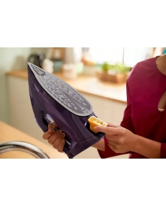 Купить Утюг Philips DST7051/30 фиолетовый  в E-mobi