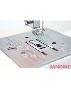 Купить Швейная машина Janome Legend LE20  в E-mobi