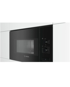 Купить Встраиваемая микроволновая печь Bosch BFL 520MB0 черный  в E-mobi