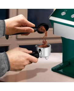 Купить Рожковая кофеварка Kitfort КТ-7283 зеленый  в E-mobi