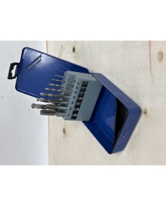 Купить Резьбонарезной набор CNIC из 7 метчиков М3-М12 Р18 и 7 сверл d2.5-d10.3 Р18 в мет. коробке 53869  в E-mobi