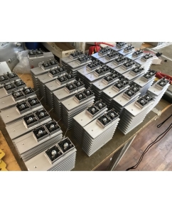 Купить Сварочный аппарат Профессионал инверторный 200-ПН 986532  в E-mobi