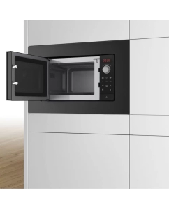 Купить Встраиваемая микроволновая печь Bosch BFL523MB3 черный  в E-mobi