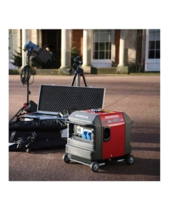 Купить Инверторный бензиновый генератор Honda EU30iS1RGA6  в E-mobi